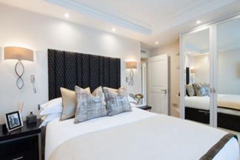 2 bedroom apartment to rent, Fulham Road, London, SW3