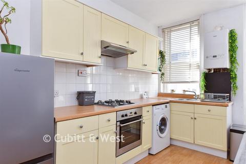 1 bedroom apartment for sale, Madeira Place, Brighton, East Sussex