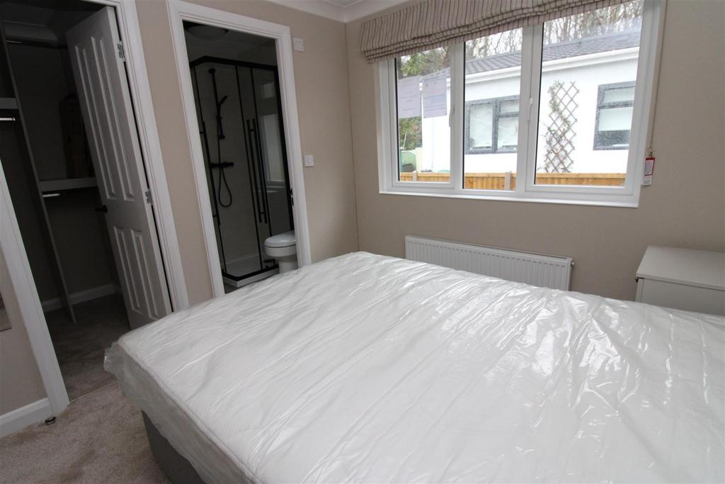 Bedroom 1..JPG