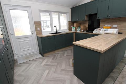 undefined, Havenwood, Arundel