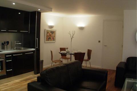 2 bedroom flat to rent, West Point, Wellington Street