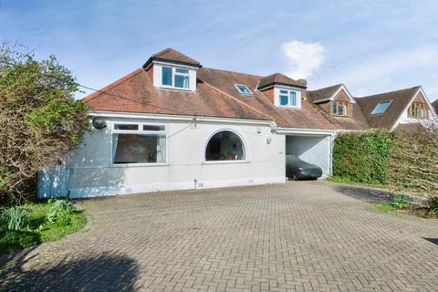 4 bedroom detached house for sale, Christchurch Road, West Parley, Ferndown