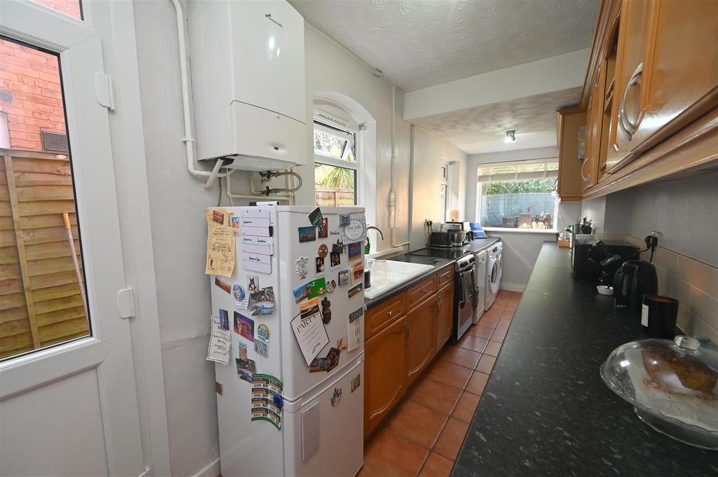 Kitchen.JPG