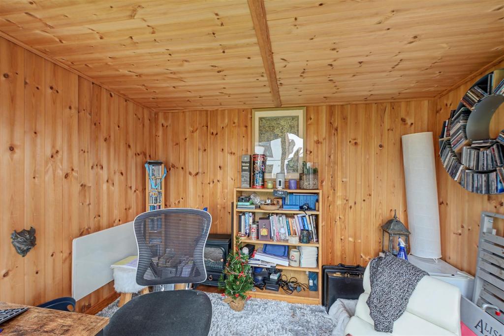 Summer House 1.jpeg