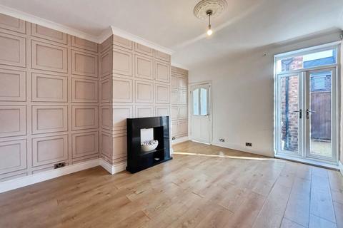 2 bedroom ground floor flat for sale, Gordon Road, South Shields