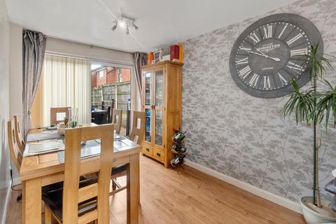 undefined, Avery Close, Warrington, WA2