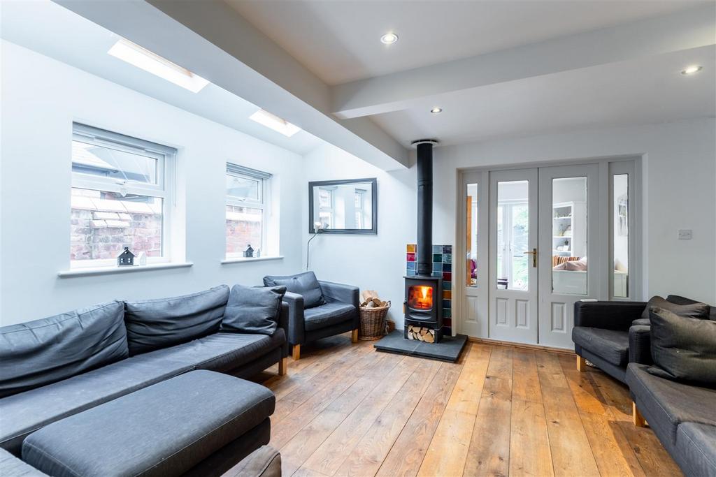 25 Brown Heath Road-005.jpg