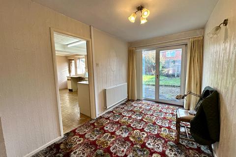 3 bedroom semi-detached house for sale, Mounts Road, Wednesbury WS10