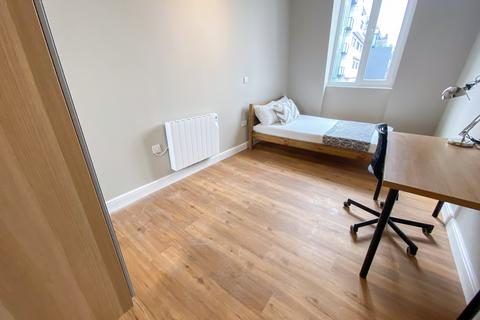 3 bedroom house share to rent, Hardman Street, L1 9AS,
