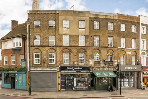 1 bedroom flat to rent, Clapham Common South Side, London SW4