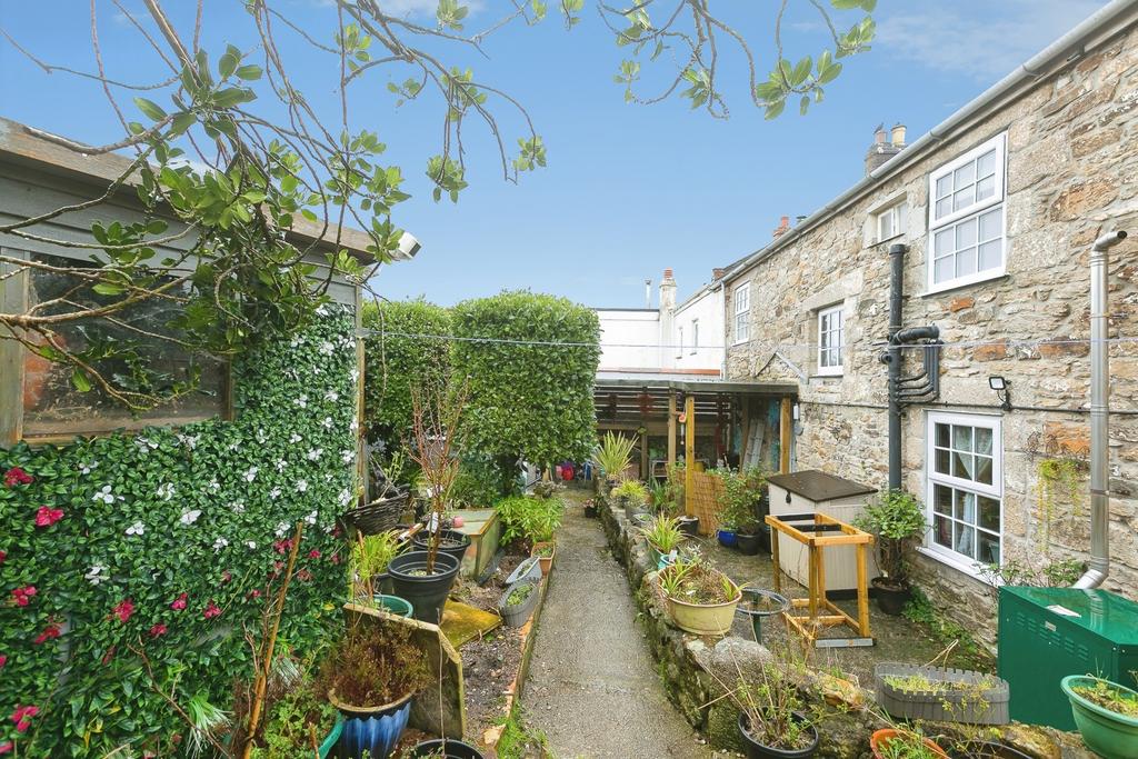 Pbox-IMG.jpg