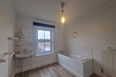 undefined, Station Road, Walmer, CT14
