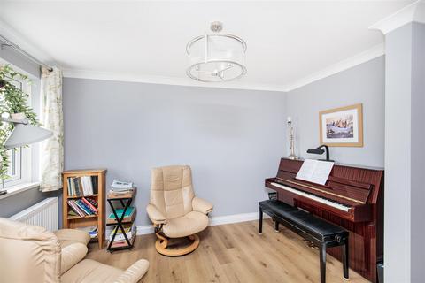 4 bedroom end of terrace house for sale, St. Lawrence Avenue, Morpeth NE65