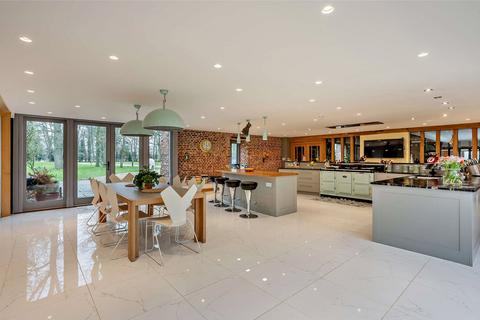 5 bedroom detached house for sale, Alburgh Road, Shelton, Norwich, Norfolk, NR15
