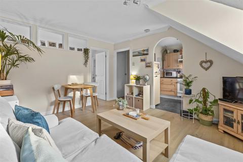 1 bedroom apartment for sale, Gandon Vale, High Wycombe HP13