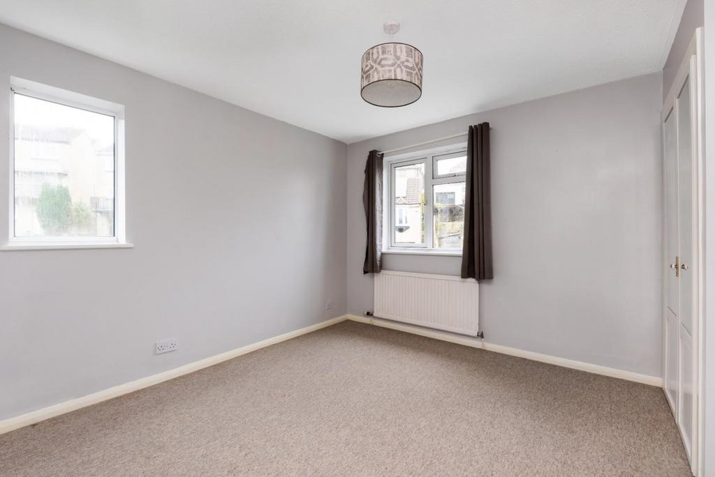 1 Elliston Drive, Bath, BA2 1 LU-8.jpg