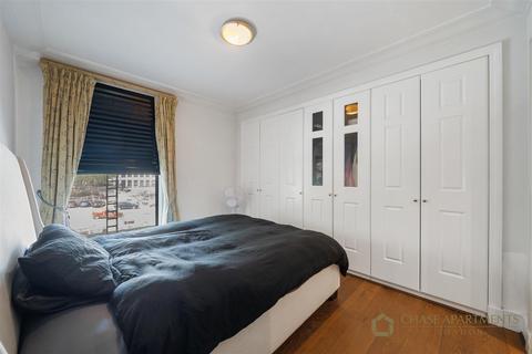 2 bedroom apartment to rent, Chelsea Gate Apartments, Sloane Square SW1W