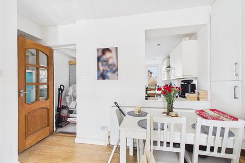 undefined, First Avenue, West Molesey