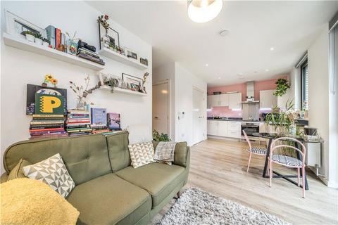 1 bedroom flat for sale, Macclesfield Road, London EC1V