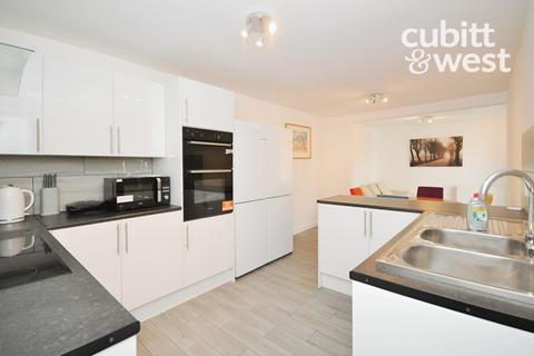 undefined, Chippendale Road, Crawley, RH11
