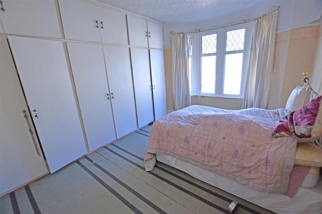 Bedroom1.jpg