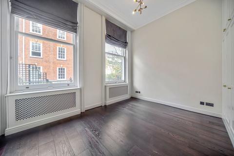 2 bedroom flat for sale, Redcliffe Square SW10
