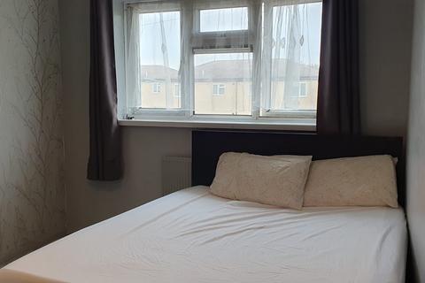 undefined, Banbury Road, London E17