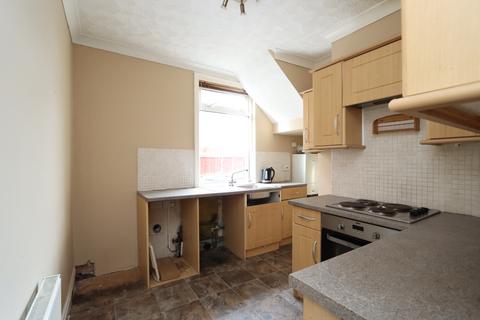 2 bedroom flat for sale, Monks Avenue, West Monkseaton, Whitley Bay, NE25 9RT