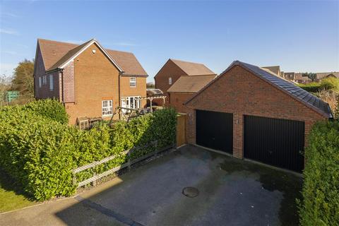 5 bedroom detached house for sale, Red Pippin Lane, Canterbury