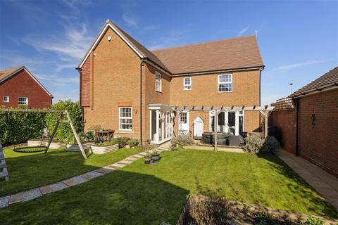 5 bedroom detached house for sale, Red Pippin Lane, Canterbury