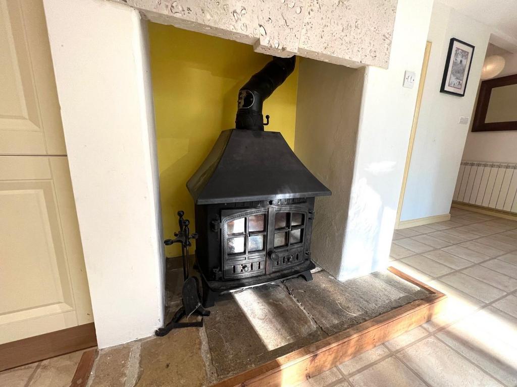 Fireplace.jpg