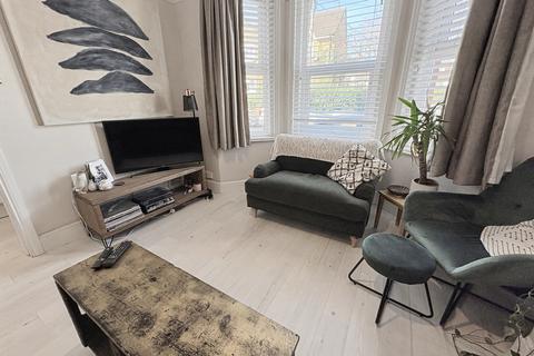 3 bedroom end of terrace house for sale, Southbourne