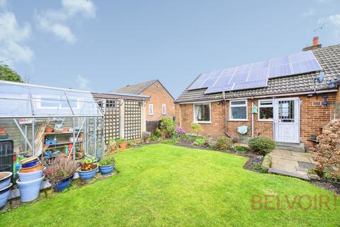 2 bedroom bungalow for sale, Croft house grove, Morley, LS27