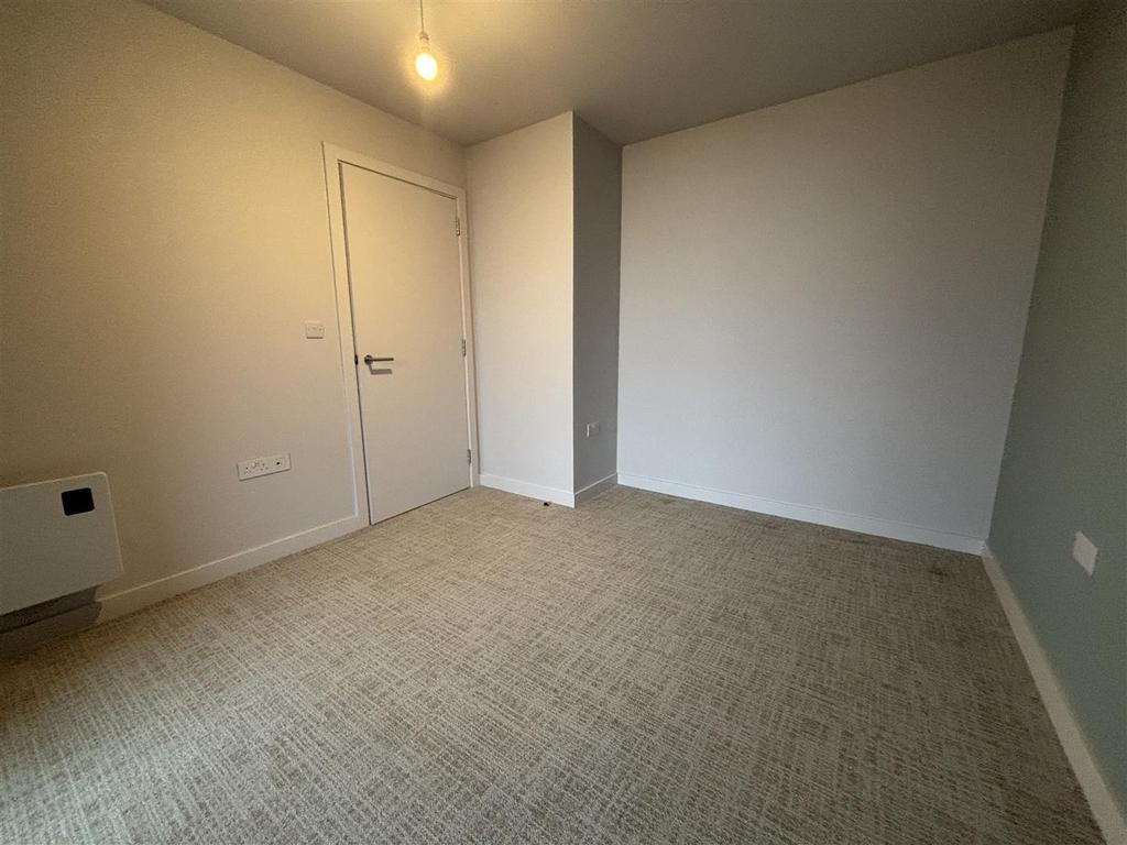 Bedroom 2.jpeg