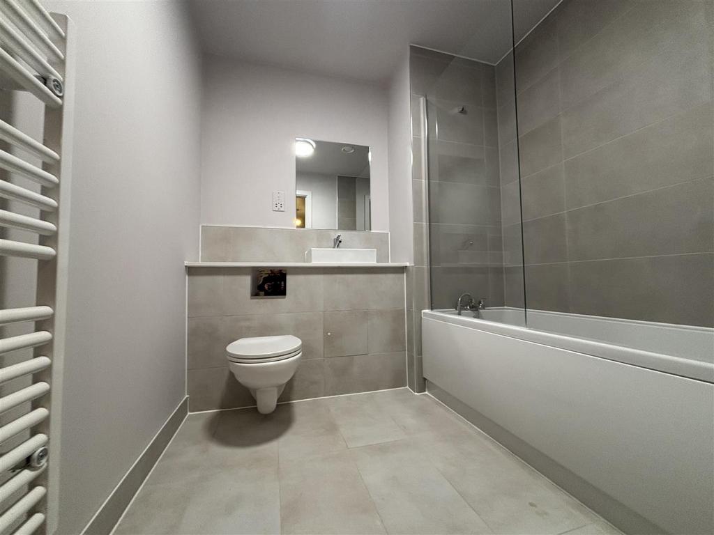 Bathroom.jpeg