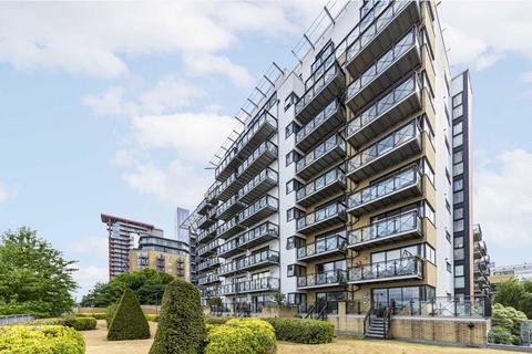 3 bedroom flat to rent, Westferry Road, London E14