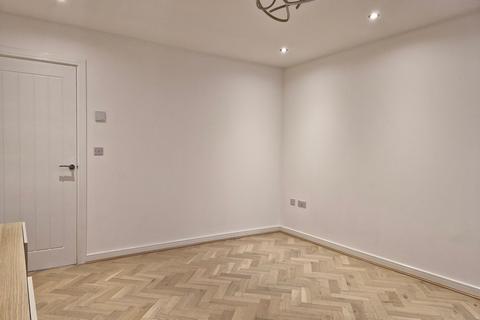 undefined, CLUBHOUSE AVENUE , BOLTON, M38