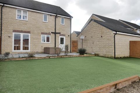 4 bedroom detached house for sale, Davy Drive, Calne