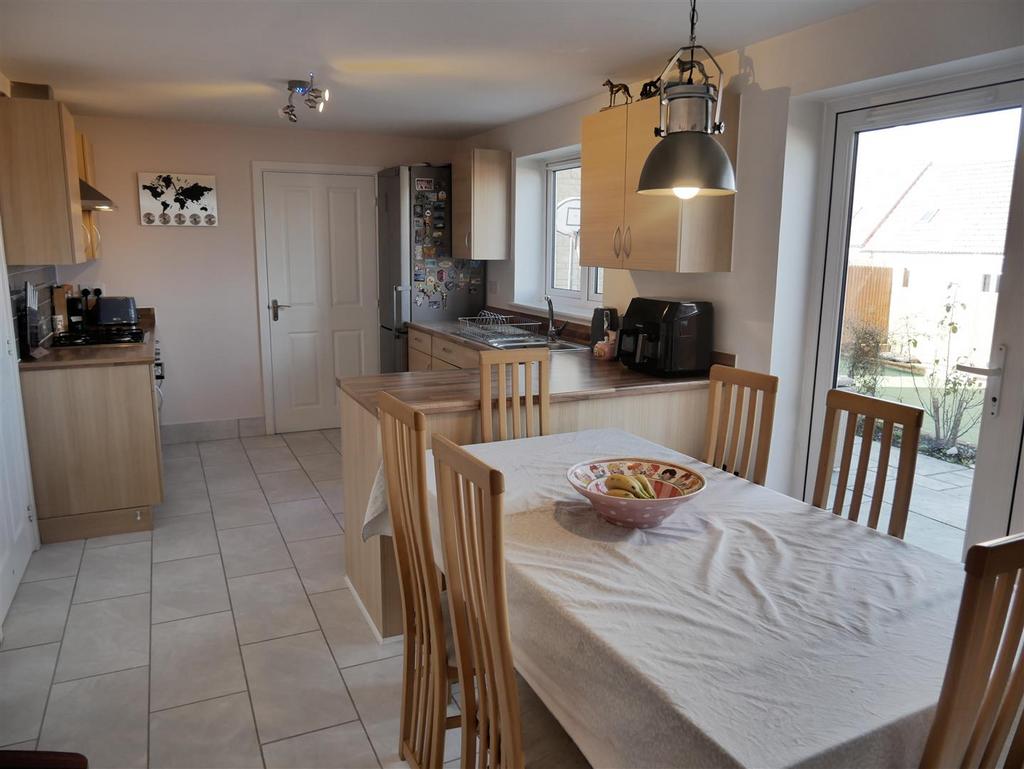 Dining Kitchen