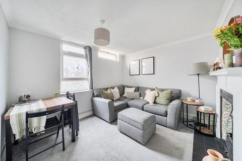 2 bedroom flat for sale, Lacy Road, Putney, London, SW15