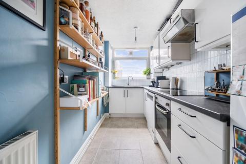 2 bedroom flat for sale, Lacy Road, Putney, London, SW15