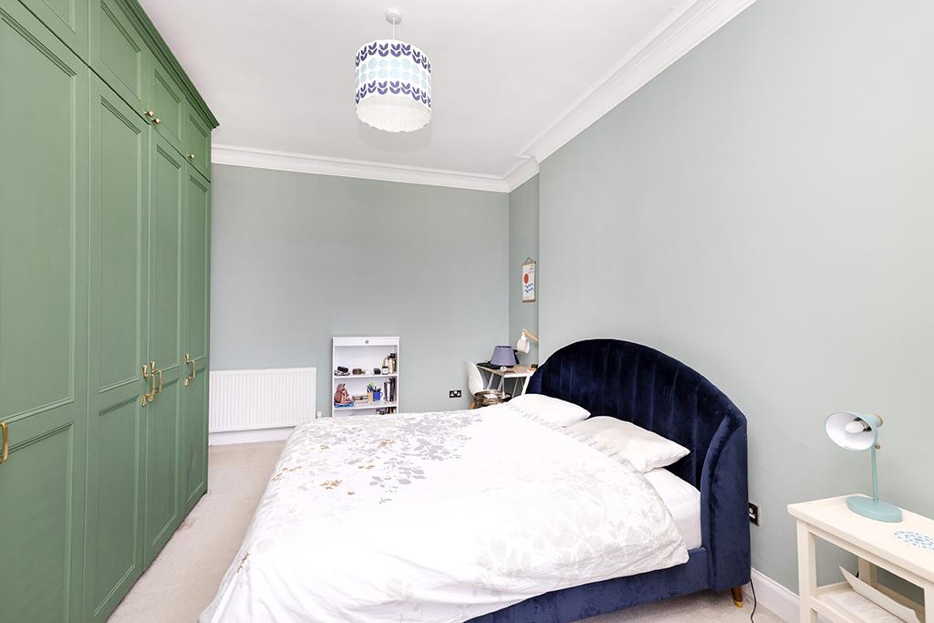 Double Bedroom 2 of 102 Craiglea Drive