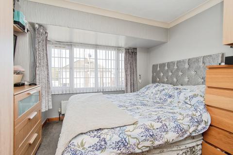 3 bedroom semi-detached house for sale, Lynwood Close, Streethouse, Pontefract, WF7