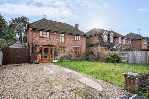 5 bedroom detached house for sale,  Wood Lane Close, IVER SL0