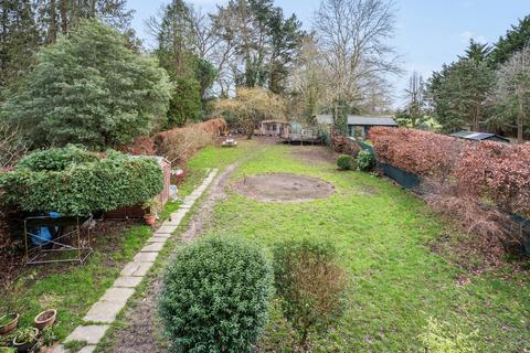 5 bedroom detached house for sale,  Wood Lane Close, IVER SL0