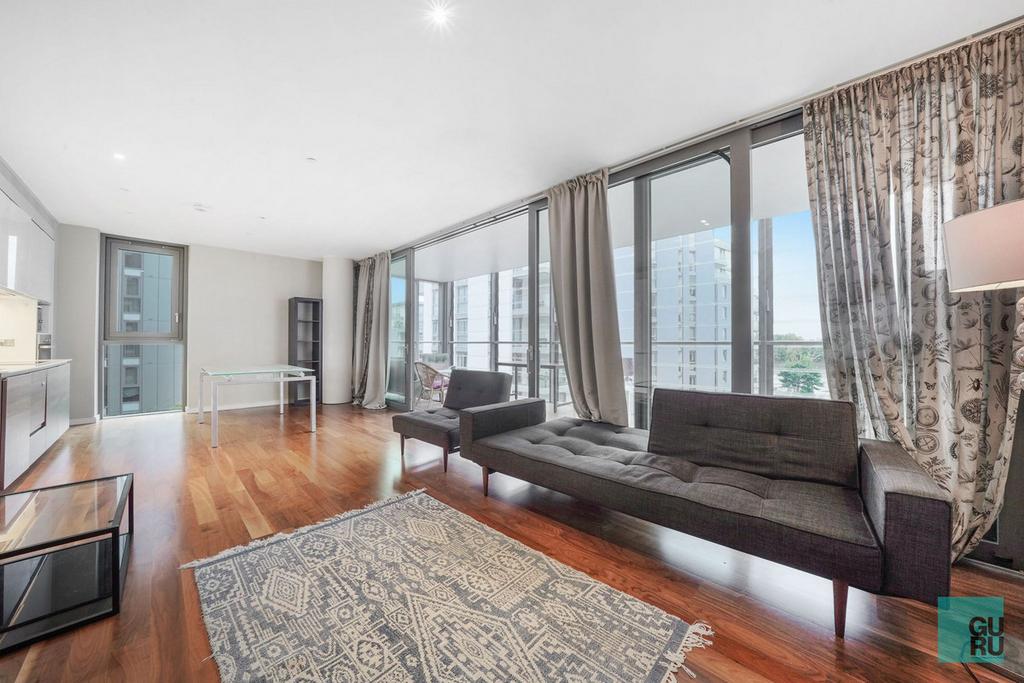 Riverside Quarter, London, SW18 2 bed apartment - £870,000