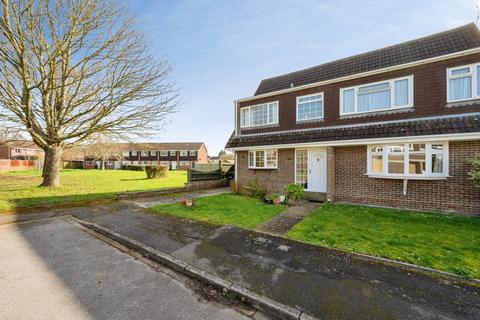 3 bedroom semi-detached house for sale, Salmon Drive, Bishopstoke, Eastleigh