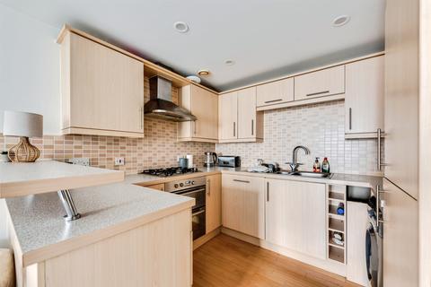 undefined, Brunel Crescent, Swindon