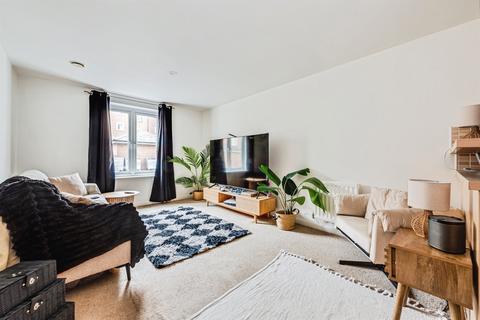 undefined, Brunel Crescent, Swindon