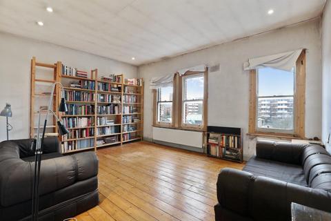 1 bedroom flat for sale, Valmar Road, London, SE5
